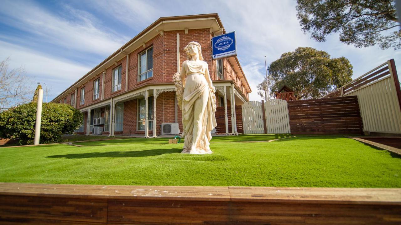 Hamilton'S Queanbeyan Motel Exterior photo